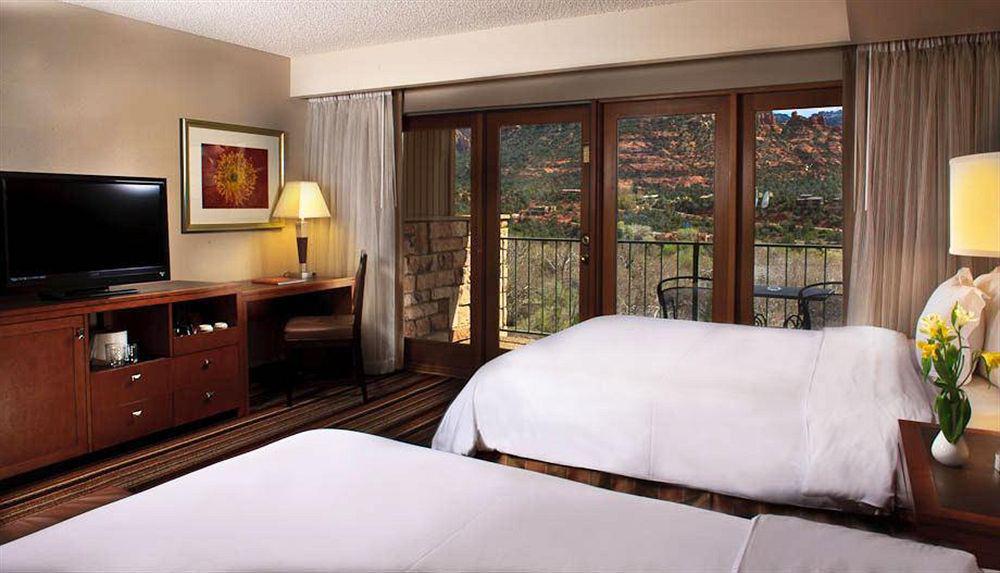 The Cliffs Hotel Sedona Room photo